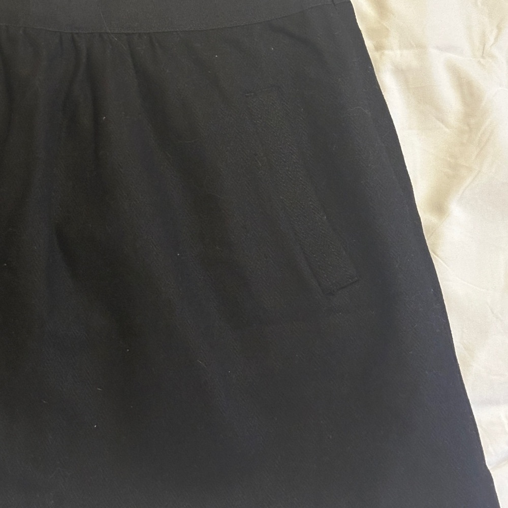 J. Crew Women's Black Wool Mini Skirt 12 Classic Closet Staple - Picture 3 of 7